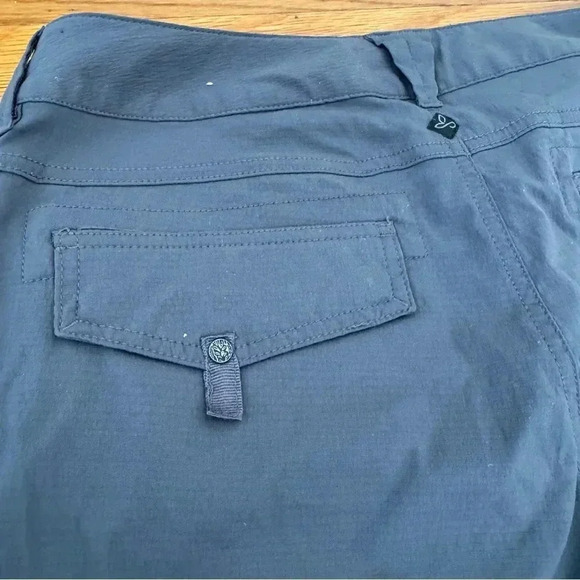 Prana convertible outdoor pants size 8 - Picture 4 of 7